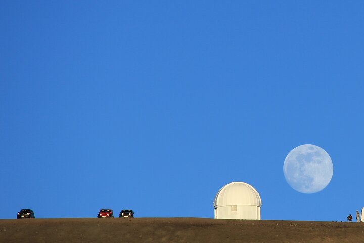 Big Island: Mauna Kea Summit Tour with Free Night Star Photo
