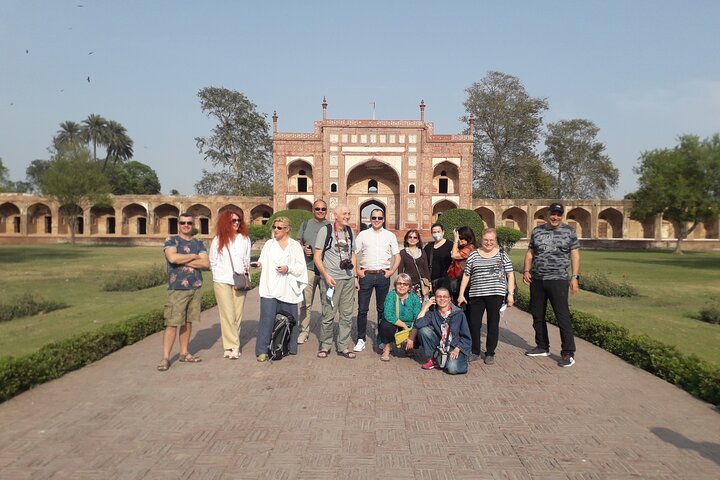 Lahore Full Day Sightseeing Tour