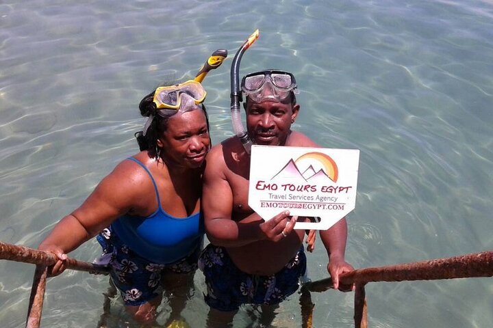 Top Day Tour To Red Sea El Ain Sokhna From Cairo