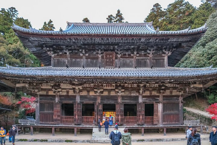 A Tour to Visit Himeji's Popular Destinations in a day!