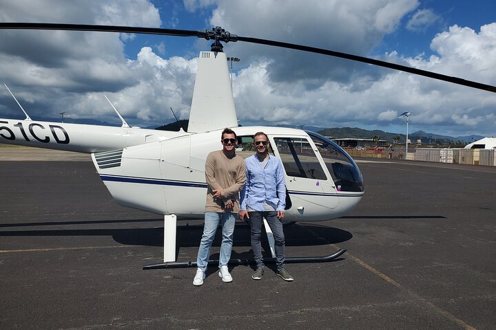 Kauai Private Doors Off Helicopter Tour: Ultimate Waterfalls