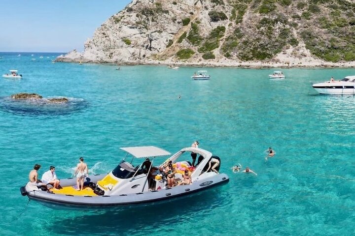 Tropea & Capo Vaticano Boat Tour with Snorkeling. Up to 12 Guests