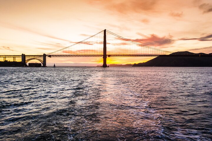 San Francisco Bay Sunset & City Lights Cruise