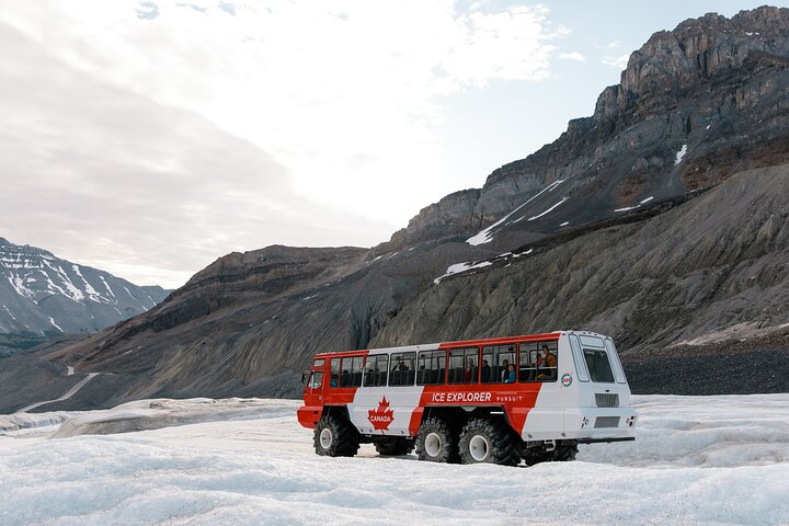 Columbia Icefield Tour with Glacier Skywalk