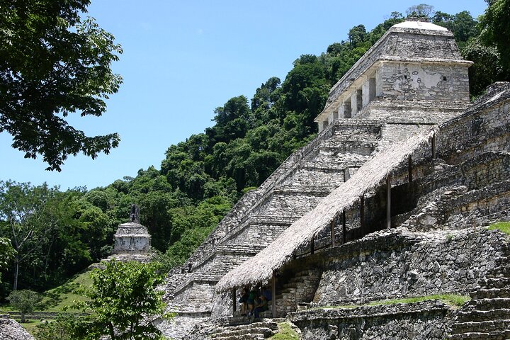 Palenque Archaeological site from Villahermosa City or airport