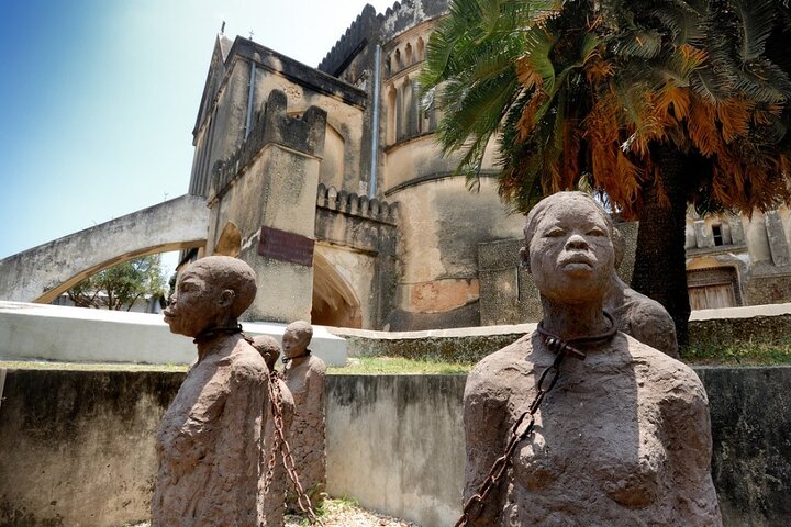Full-Day Private Stone Town +Spice Farm and Prison Island Tour