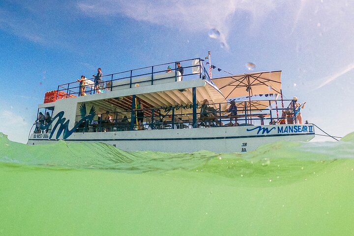 Catamaran Tour to the Seixas Natural Pools