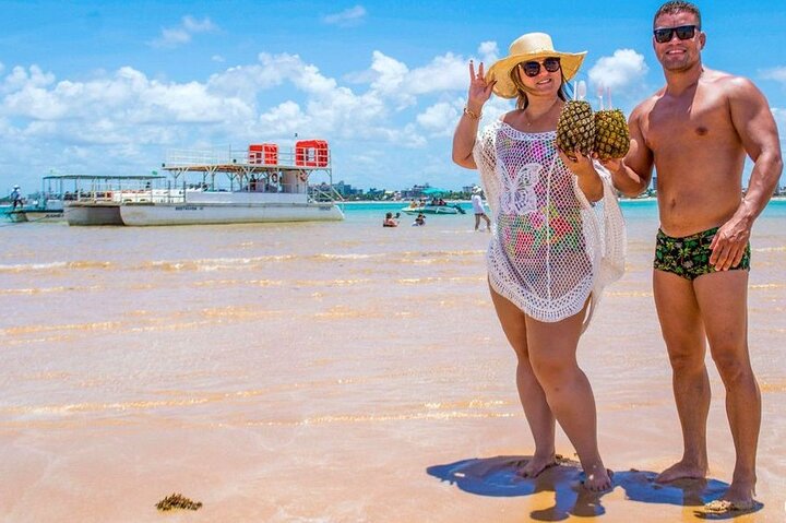 Catamaran trip to Areia Vermelha Island with transfer