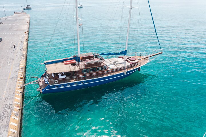 All Day Cruise -3 Islands to Agistri,Moni, Aegina with lunch and drinks included
