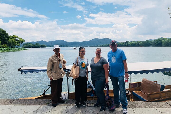 Flexible Hangzhou Private Tour from Shanghai by Bullet Train