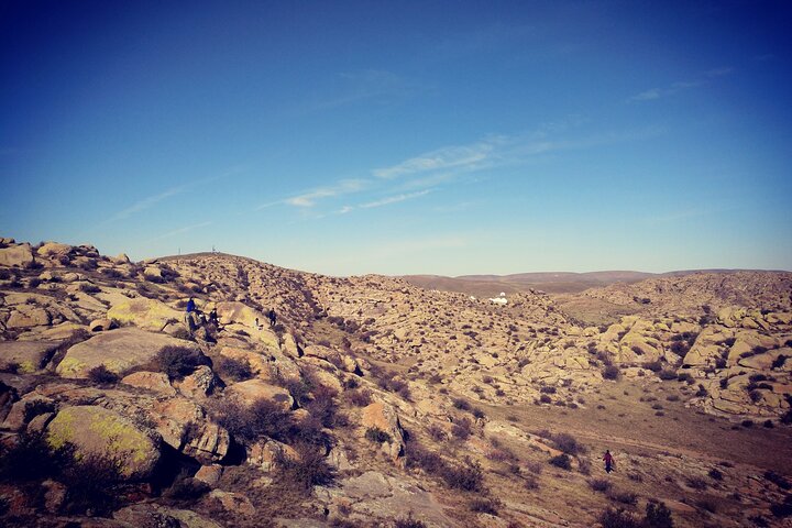 Huhhot 4D3N Inner Mongolia Grassland and desert nature tours