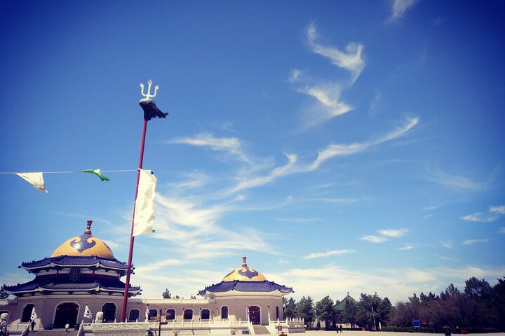 Huhhot 4D3N Inner Mongolia Grassland and desert nature tours
