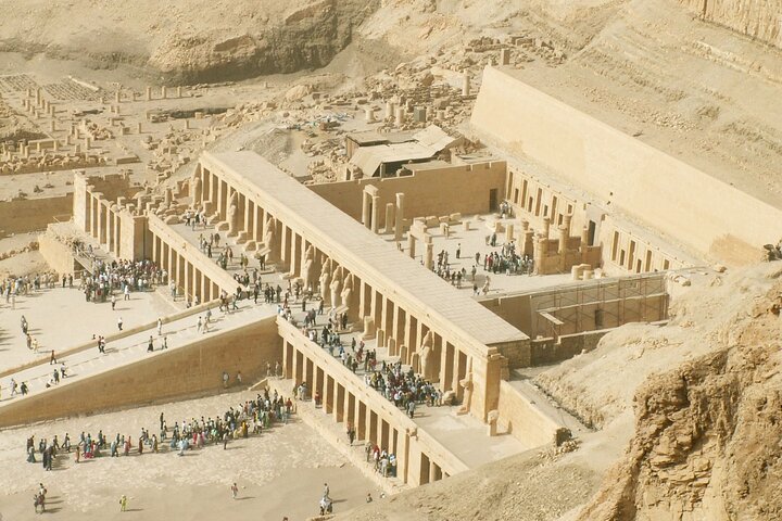 3 Night Nile Cruise from Luxor to Aswan with Hot Air Balloon Ride