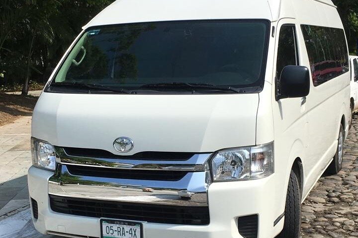 Private Transfer from Zihuatanejo Airport to Zihuatanejo