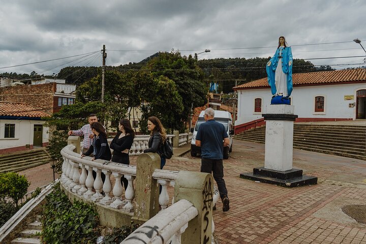 Shared Group Tour to Zipaquirá's Salt Cathedral with Pick up