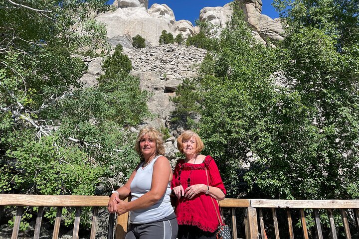 Exclusive: Rushmore, Custer State Park & Crazy Horse