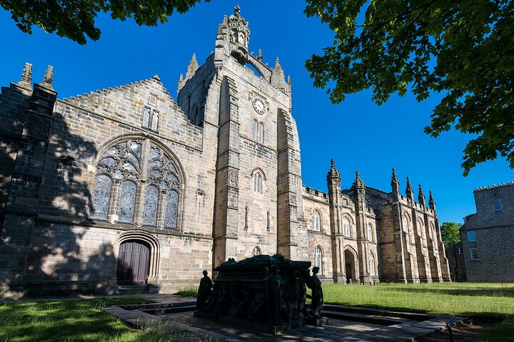 Aberdeen Private Half Day Tour: Dunnottar, Crathes Castles +more