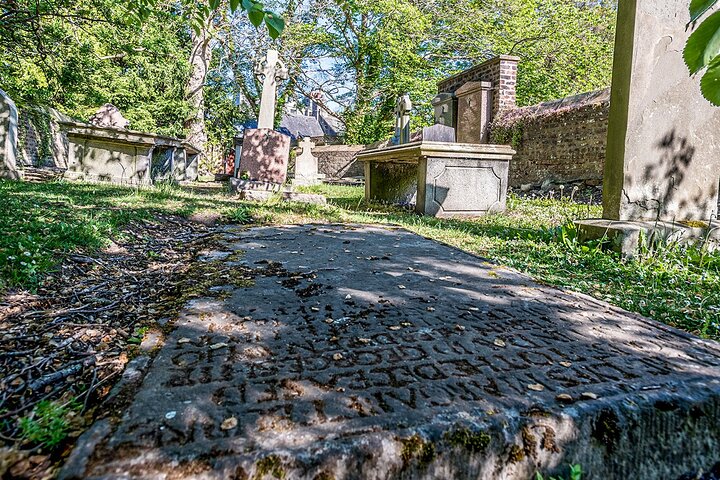 Old Aberdeen 2 hour Historical Walking Tour