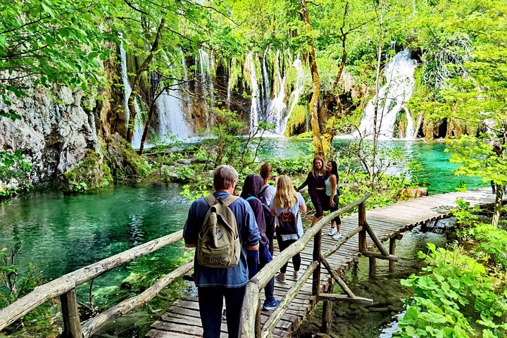 Plitvice Lakes Guided tour with Entrance ticket included