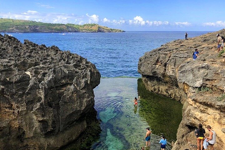 One Day Nusa Penida Island West & East