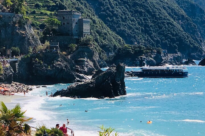 Cinque Terre Small Group Day Tour from Montecatini