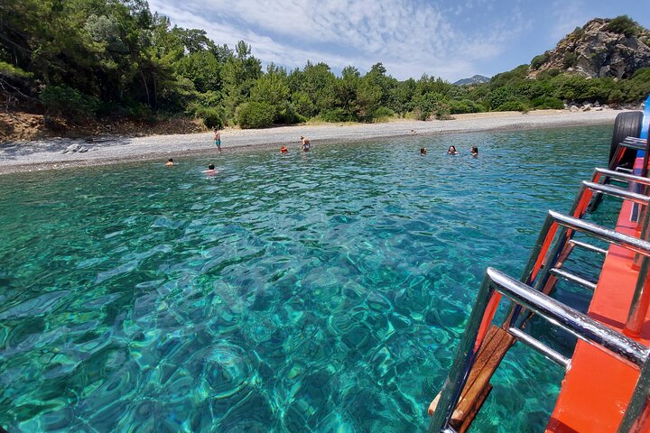 Full-Day Glass bottom Semi Submarine Cruise in Marmaris