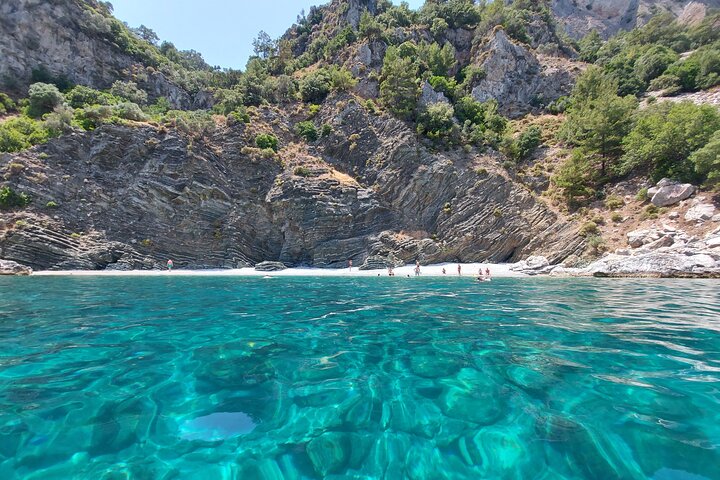 Full-Day Glass bottom Semi Submarine Cruise in Marmaris