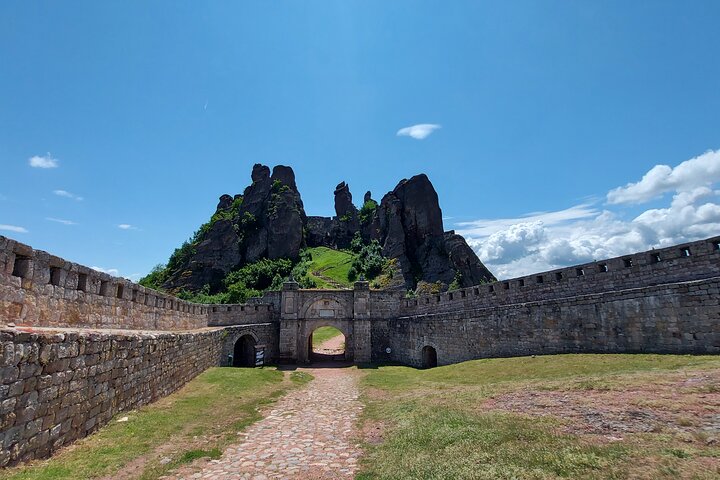 Full-Day Belogradchik Rocks and Belogradchik Fortress from Sofia