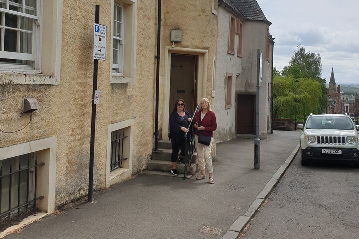 Stirling Old Town Daily Walking Tour with a Local Guide