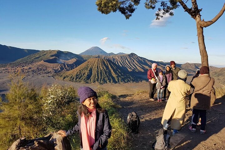 East Java Tours: 3 Days Mount Bromo & Mount Ijen Crater Tour start from Surabaya