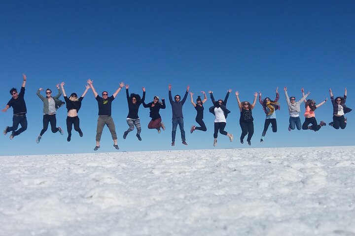 3-Days Tour to the Uyuni Salt Flat and Colored Lagoons +Sunset+Mirror Effect