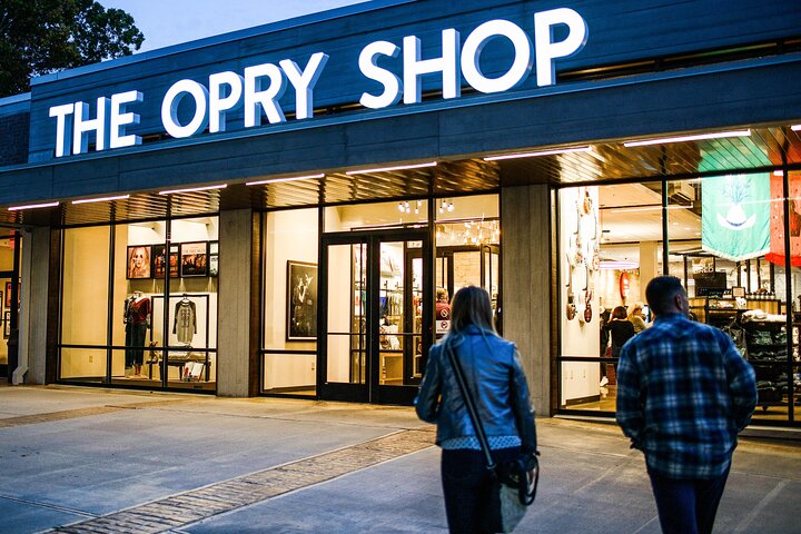 Grand Ole Opry House Guided Backstage Tour in Nashville