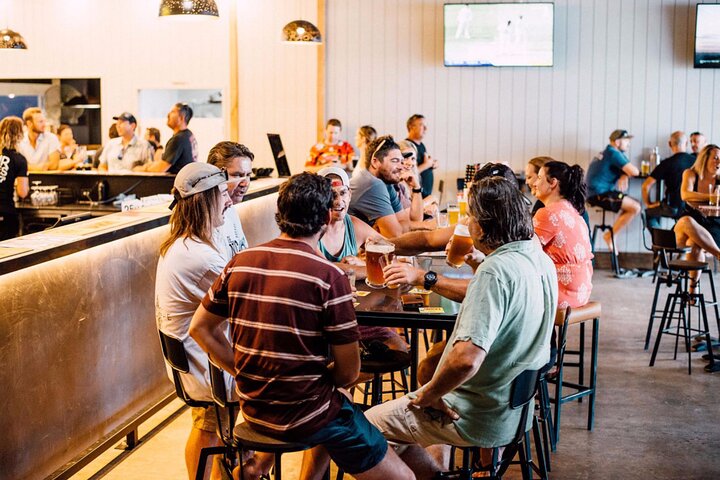 Craft Beer Excellence: Sunshine Coast Private Brewery Tour