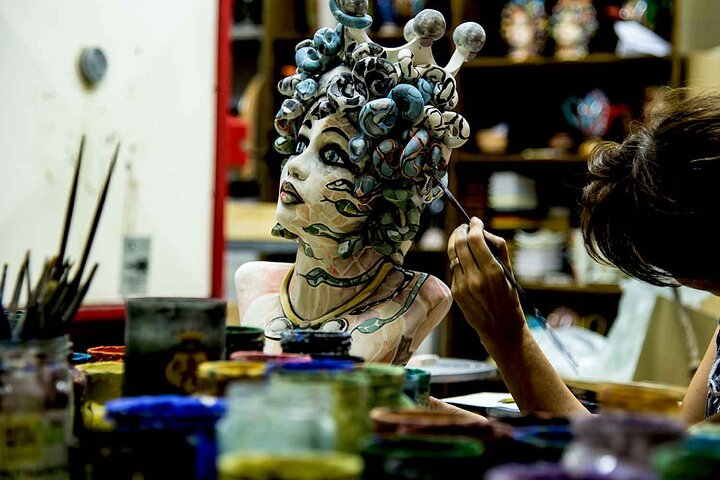 2-Hour Pottery Making Workshop in Ragusa