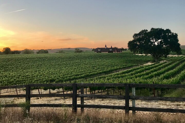 A La La Tour - Private Tour of California's Central Coast