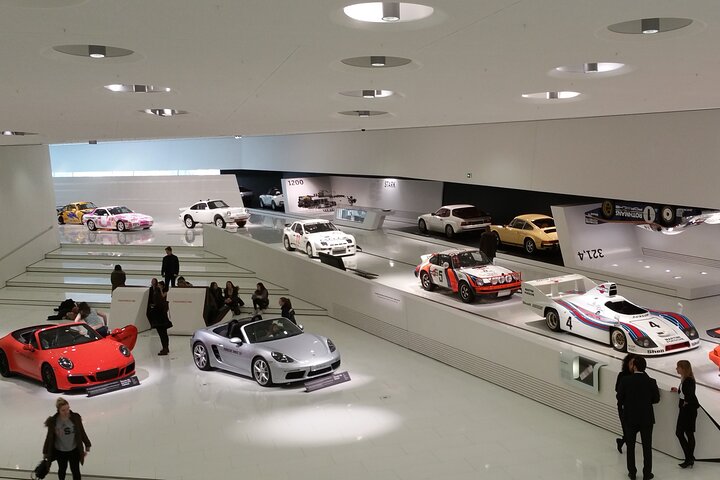 Private Multi-Day Auto Factory Tour from Munich with Hotels