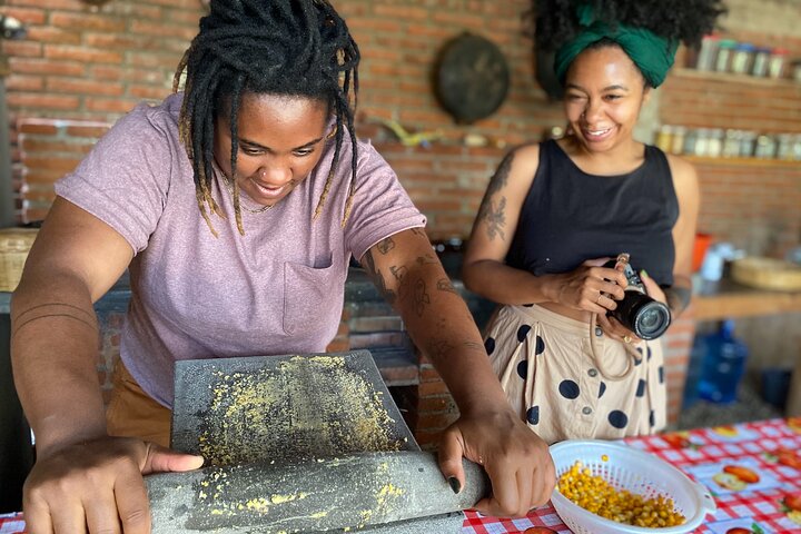 Oaxaca cooking: mole & tortilla class, market tour & mezcalitas