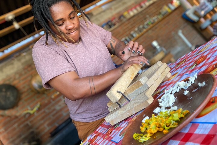 Oaxaca cooking: mole & tortilla class, market tour & mezcalitas