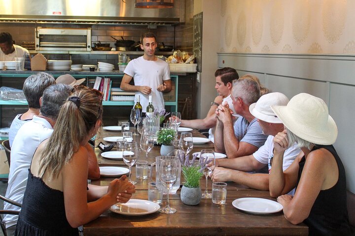 Kelowna: #1 Rated Walking Food Tour with 7 Tastings and 4 Drinks