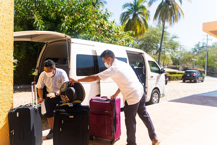 Huatulco: Private Transfer Airport - Hotels