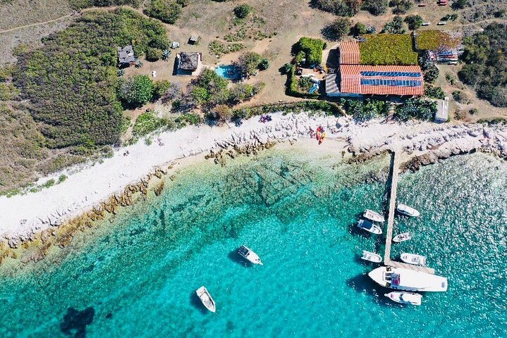 Medulin-Kamenjak 5h boat trip ALL-INCLUSIVE drinks on Sandra Boat