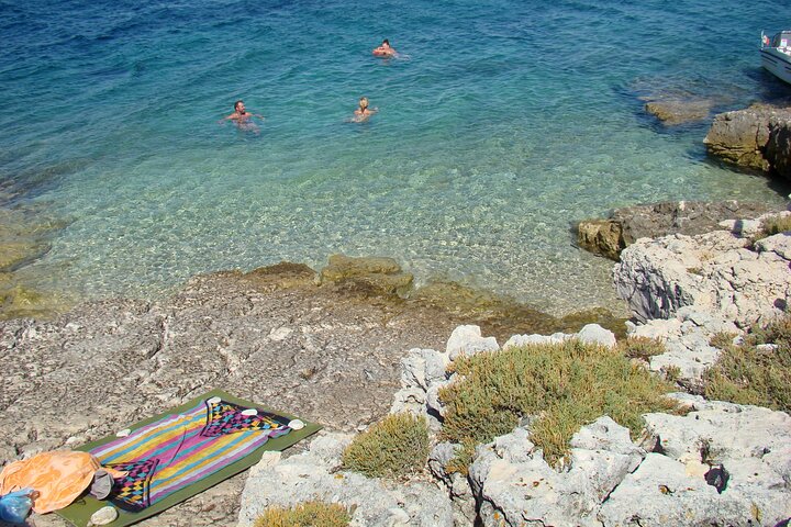 Medulin-Kamenjak 5h boat trip ALL-INCLUSIVE drinks on Sandra Boat
