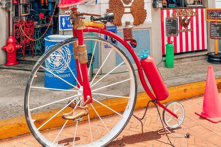 Legends of Casco Viejo Tour: Hidden Gems with Panama Vibes Tours