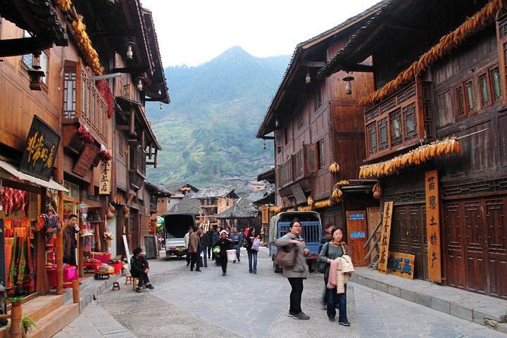Private 2-day Tour:Visit Miao villages and learn about local traditional crafts