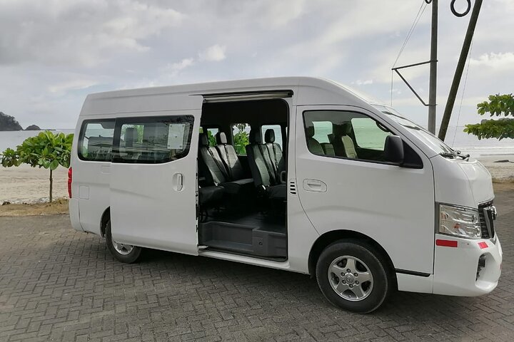 Samara to from Rincón de la Vieja Private Shuttle (1-6 px)