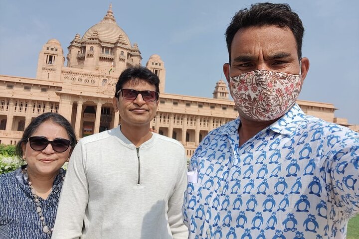 Mehrangarh Fort and Blue City Historic Tour with Local Guide