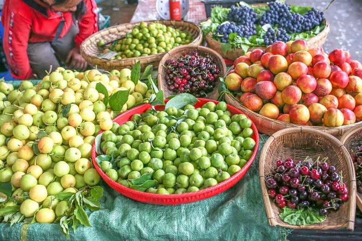 Lijiang Naxi Cuisine Cooking Class & Market Visit