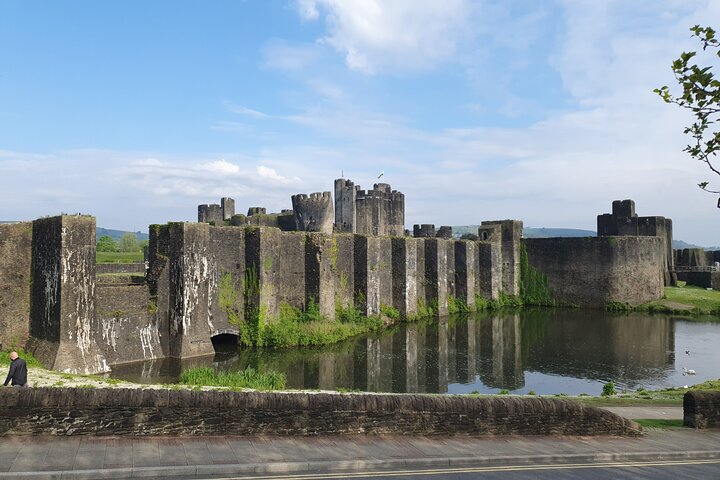 The Valleys tour or Swansea Bay tour. Please choose correctly.