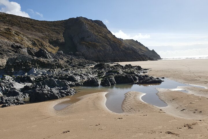 The Valleys tour or Swansea Bay tour. Please choose correctly.