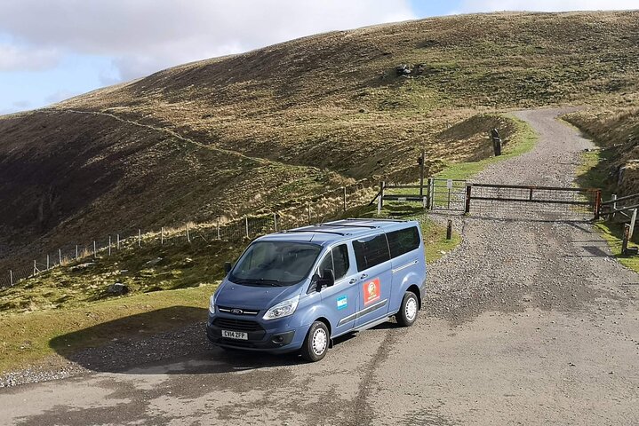 The Valleys tour or Swansea Bay tour. Please choose correctly.